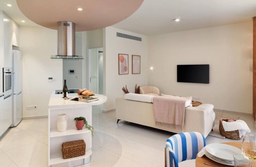 Skala Appartement | Luxury Sea View Apartment with Rooftop Pool near Mackenzie Beach