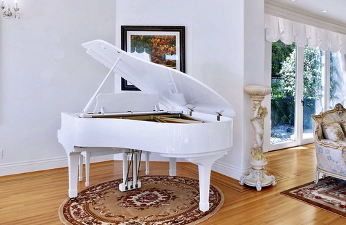 West Vancouver Villa | Luxury Seaview Private Resort in Vancouver
