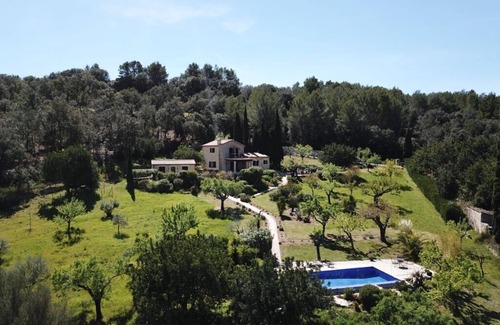 Campanet Villa | Villa isolée de luxe avec piscine à débordement à 20 minutes des plages
