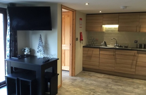 Surlingham Cottage | Luxueuse location de vacances autonome, emplacement paisible à proximité des Norfolk Broads