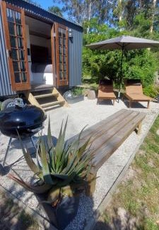 Buffalo Hills Game Reserve Chalet De Ski | Luxury Shepherds Hut Farm Retreat