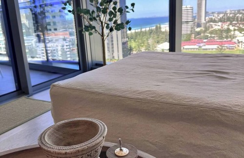 Broadbeach Appartement | Signature Luxury 2BR 16th Flr Ocean Views Parking
