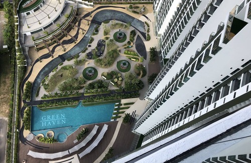 Masai Appartement | Luxury Smart Apartment w/ Poolview @Green Haven