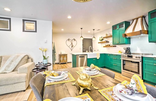 Hastings Appartement | Luxury Spa Retreat: Private Courtyard & More!