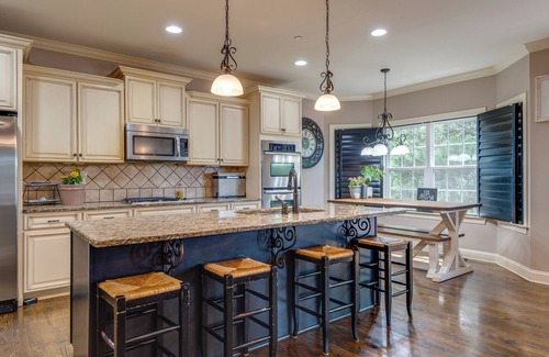 Nolensville Maison | Luxury Spacious Retreat House in Nolensville
