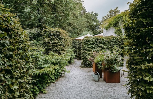 Ghent Maison | Luxury studio with free parking and private terracei. 15 minutes to the center.
