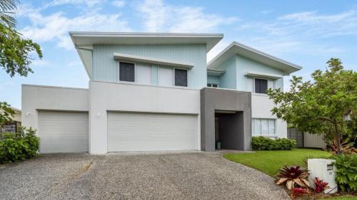 Moreton Bay Region Maison | Luxury & Style On The Canal
