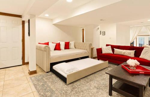 Glen Ellyn Appartement | Luxury Suite in Glen Ellyn