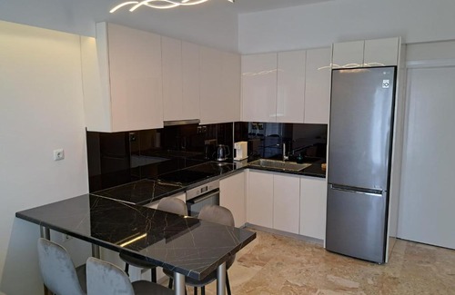 Zavlani Appartement | Luxury Suite Patras (1)