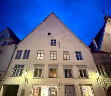 Old Town Appartement | Luxury Suites in the Heart of Medieval Tallinn Old Town