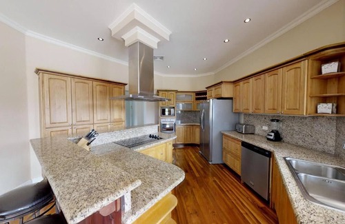 Buenos Aires Maison | Luxury Tambor Estate with private pool, jacuzzi, and panoramic view
