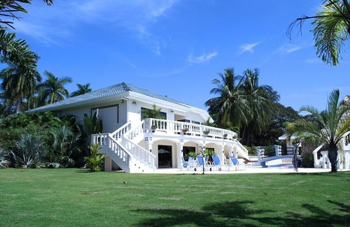 Buenos Aires Maison | Luxury Tambor Estate with private pool, jacuzzi, and panoramic view