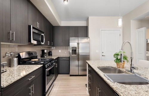 Riverside Appartement | Luxury Tempe Stay 1BR w/Patio, Gym & Business Center
