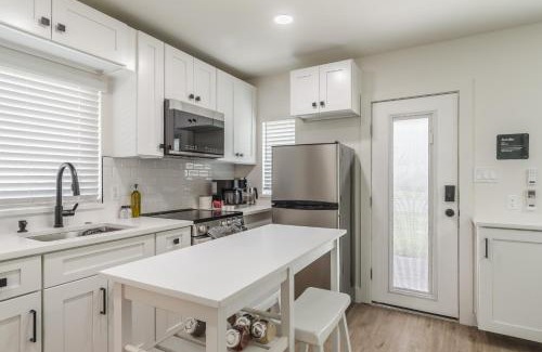 College Park Maison | Luxury Tiny Home 2 Miles from Downtown Orlando