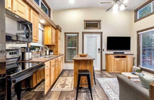 Mineola Maison | Luxury Tiny Home with Private Sand Beach Lake Access and Hot Tub