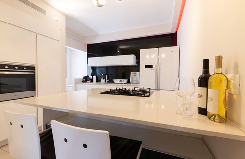 Kiryat Ono Appartement | Luxury Tower parking Shopping Mall 2BR