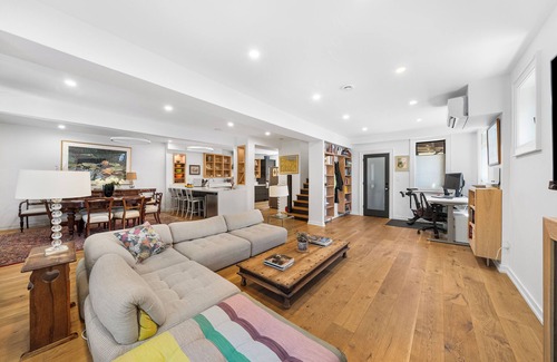 Trinity - Bellwoods Maison | Luxury Trinity Bellwoods 4 bedroom House