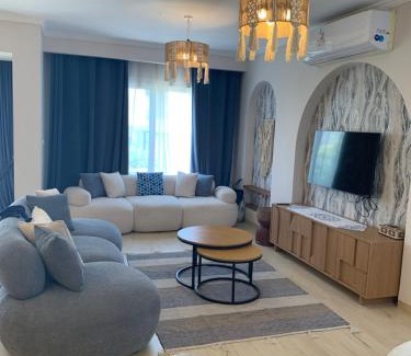 Ad-Dab'ah Chalet De Ski | Luxury Twin Villa in Mountain View Ras Elhikma