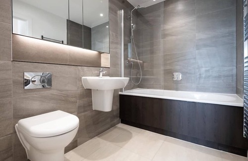 Stratford Appartement | LUXURY TWO BED APARTMENT IN STRATFORD VILLAGE, NEAR WESTFIELD , STRATFORD INTL