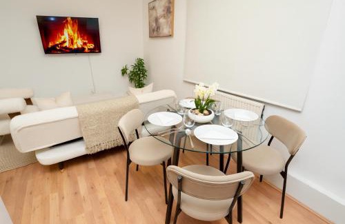 King's Cross Appartement | Luxury Two Bedroom Apartment Steps from Kings Cross Station