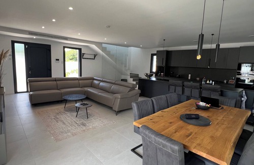 Cambrils Villa | chalet designer de luxe pour 8 personnes avec piscine chauffée