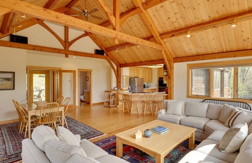 Windsor Maison | Luxury Vermont Vacation Rental: Private Hot Tub!