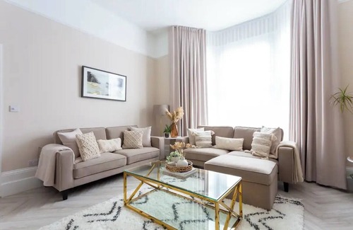Springfield Maison | Luxury Victorian Home London