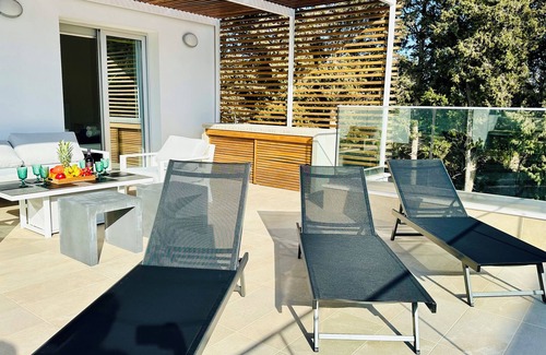 Geroskipou Villa | Luxury Villa Bird of Paradise.With Private Pool close to beach and Paphos centre