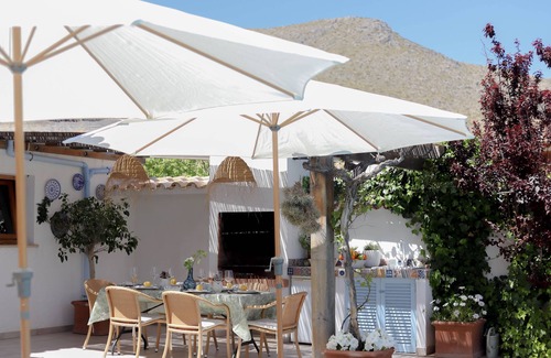 Les Palmeres Villa | Villa de luxe près de la plage avec piscine chauffée et belle vue sur la montagne