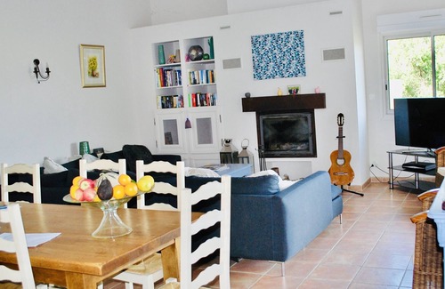Durban-Corbieres Villa | Villa de quatre chambres avec piscine et vue imprenable sur le sud de la France!