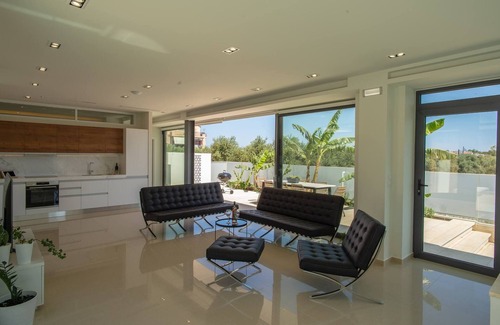 Daratsos Villa | Villa de Luxe en Verre - à 200 mètres de la Plage no6