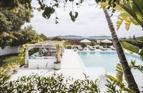 Ibiza Town Villa | Villa de luxe à Ibiza avec piscine, villa de vacances à Ibiza avec piscine et vue