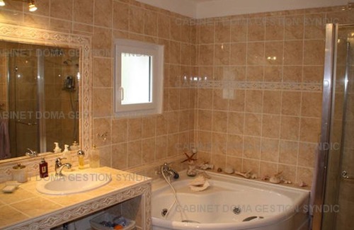 Ruoms Villa | Villa luxueuse à Sampzon avec piscine et climatisation