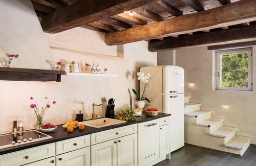Collesanto Villa | Luxury villa in splendid secluded location with private spa and pool.
