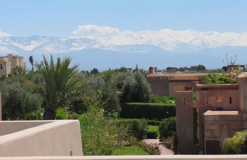 Zaouia Sidi Abdallah Ben Sassi Villa | Villa de luxe région de Marrakech avec piscine privée et 3 suites parentales.