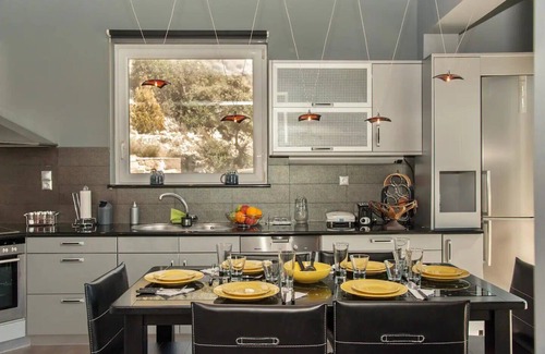 Koutsounari Villa | Luxury Villa in the peaceful area of Ferma