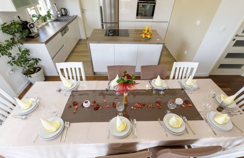 Kastel Stari Villa | VILLA DE LUXE PETRA AVEC 5 CHAMBRES PRÈS DE SPLIT