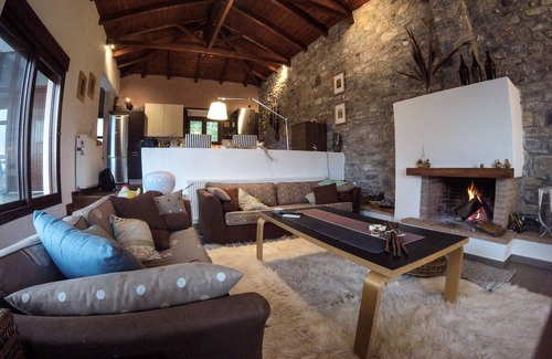Agia Villa | Villa de luxe, vue superbe et piscine