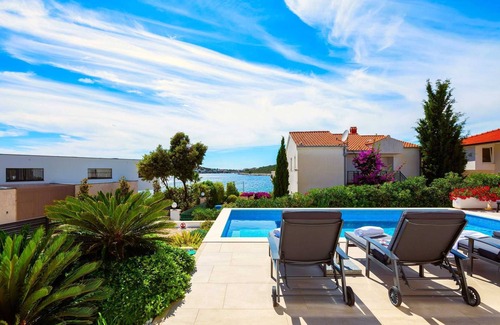 Sevid Villa | TG VILLA DOLCE VITA - Tempera