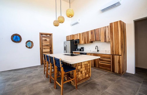 Tamarindo Maison | Modern beach resort villa, white sand beach 2 mins, free airport, Bali beds