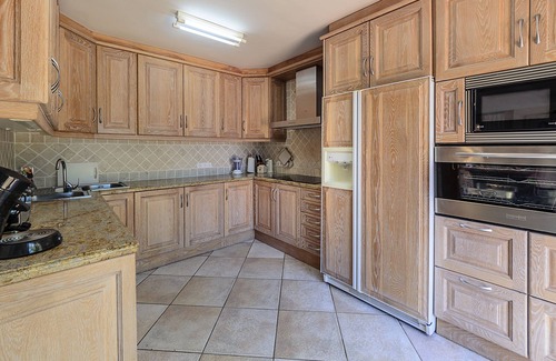 Pinar del Advocat Chalet De Ski | Luxury villa with heated open pool, 5 minutes from the beach!