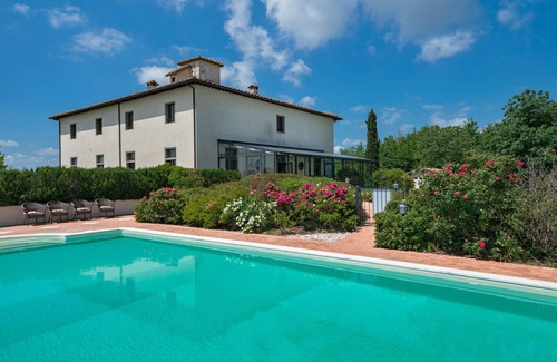 Le Piazze Maison | Villa de luxe avec piscine intérieure, sauna, jacuzzi et piscine dans le jardin