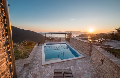 Tomicici Villa | Villa de luxe avec vue imprenable. Piscine 3 Bedrooms▪6 Capacité ▪2 Salle de bain ▪Private