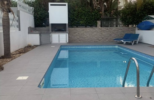 Cape Greko Villa | Villa de luxe avec piscine privée et vue sur la mer en retard disponibles offres disponibles