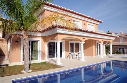 Arnella Villa | Villa de luxe avec piscine privée peut accueillir 10 personnes