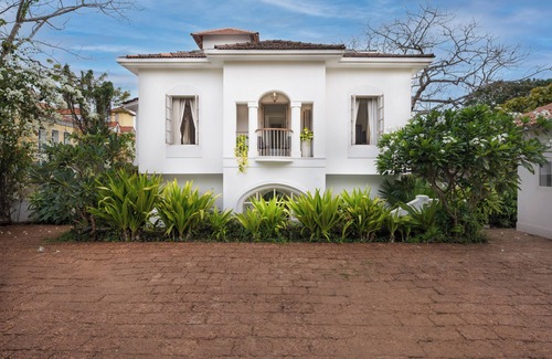 Assagao Villa | Luxury villas in Goa - Pruthvi Villa