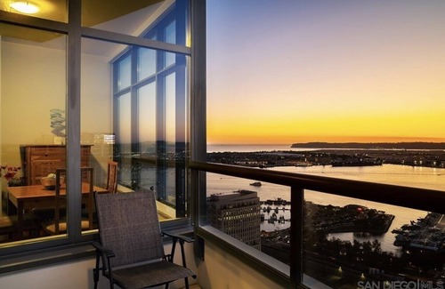 Columbia Copropriété | Luxury Waterfront High-Rise in Downtown San Diego Condo