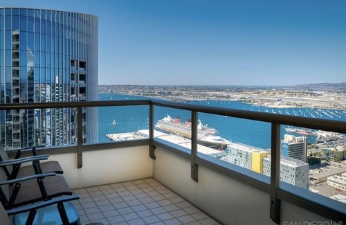 Columbia Copropriété | Luxury Waterfront High-Rise in Downtown San Diego Condo