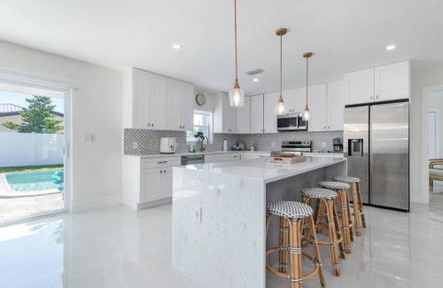 Garden Isles Maison | Luxury Waterfront Oasis in Pompano Beach
