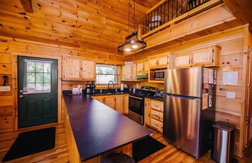 Draper Cabine | Log Cabin - Escapade romantique au bord de la rivière sur la New River